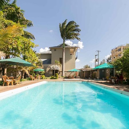 Fahari Gardens Hotel Nairobi Exteriör bild