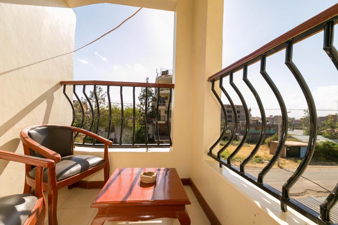 Fahari Gardens Hotel Nairobi Exteriör bild