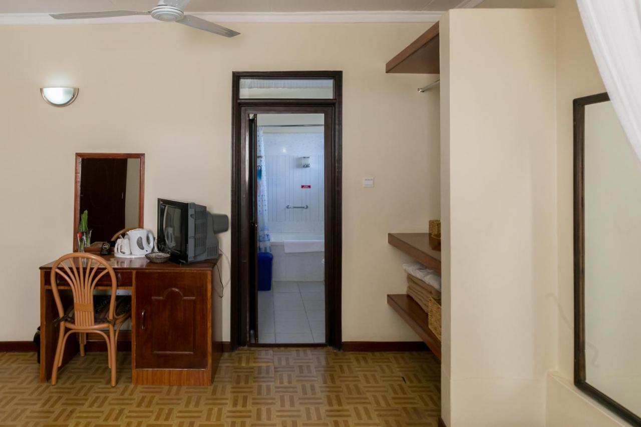 Fahari Gardens Hotel Nairobi Exteriör bild