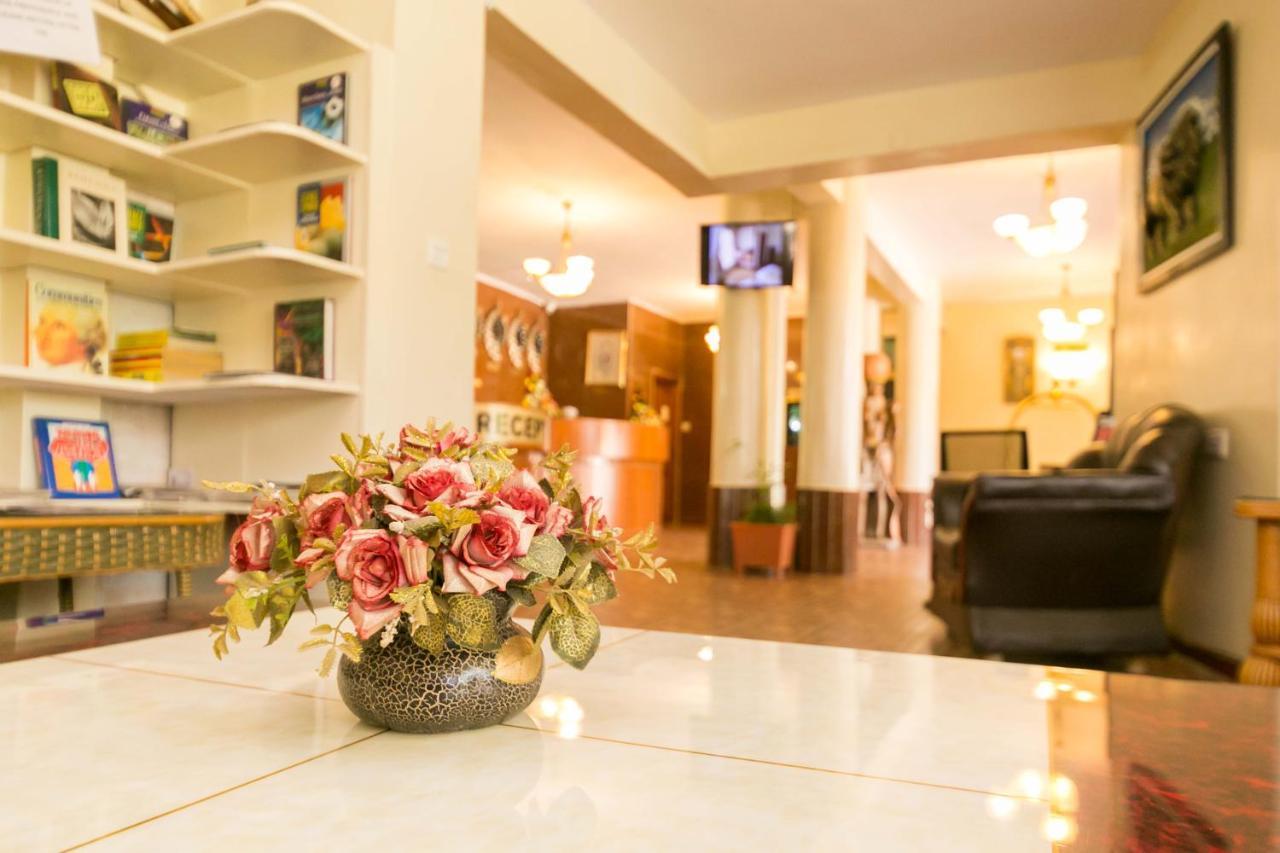Fahari Gardens Hotel Nairobi Exteriör bild