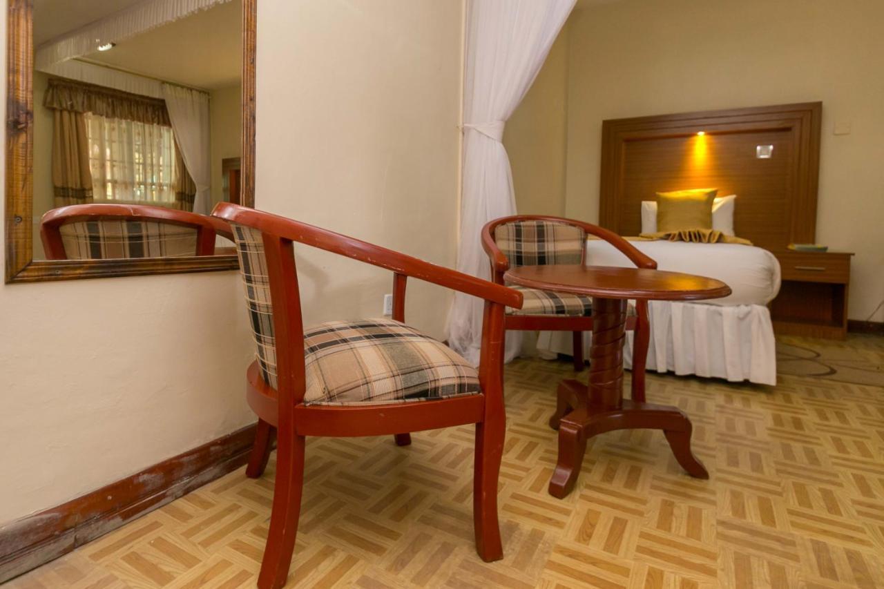 Fahari Gardens Hotel Nairobi Exteriör bild