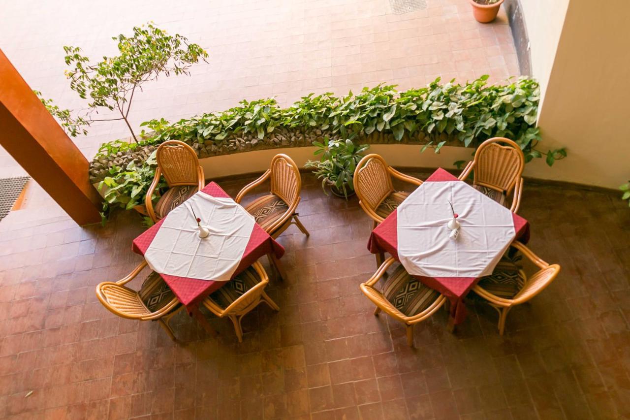 Fahari Gardens Hotel Nairobi Exteriör bild