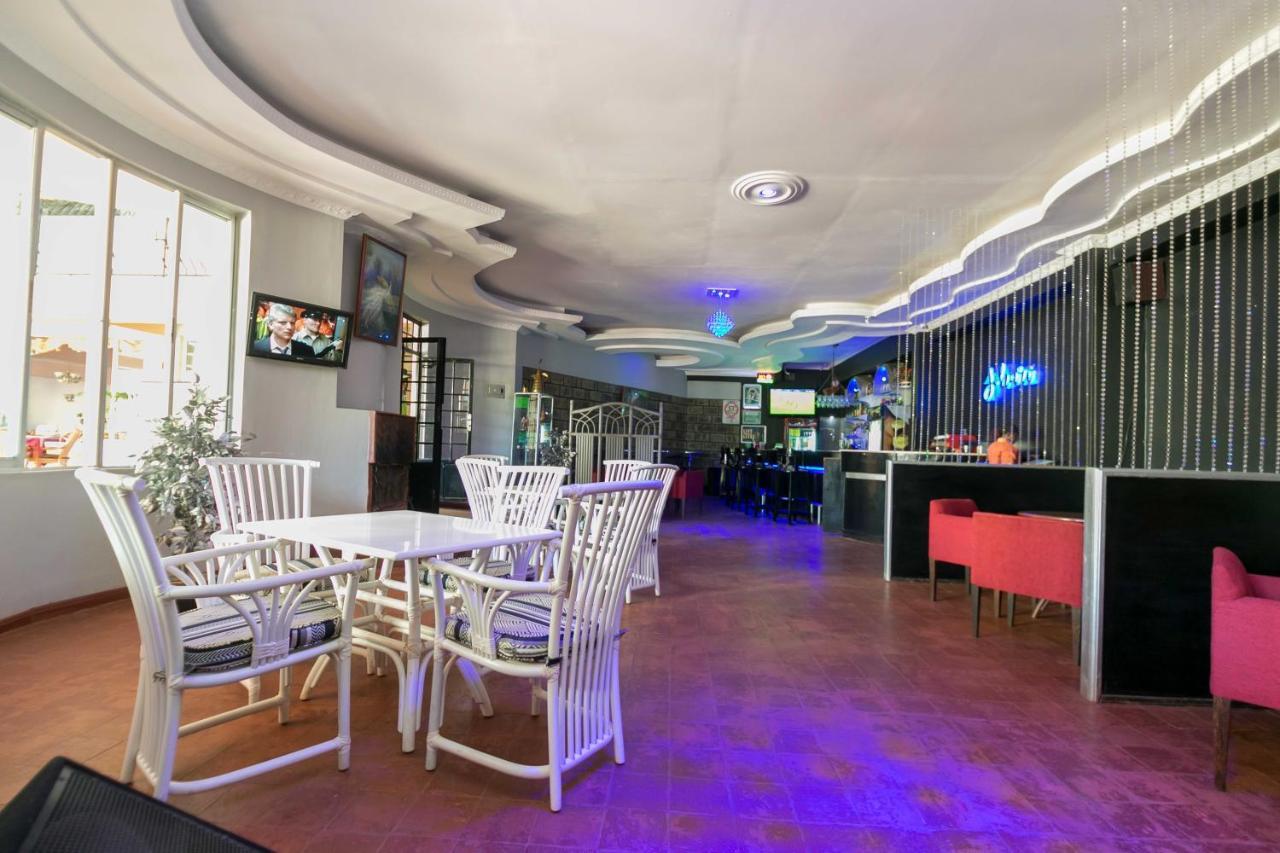 Fahari Gardens Hotel Nairobi Exteriör bild